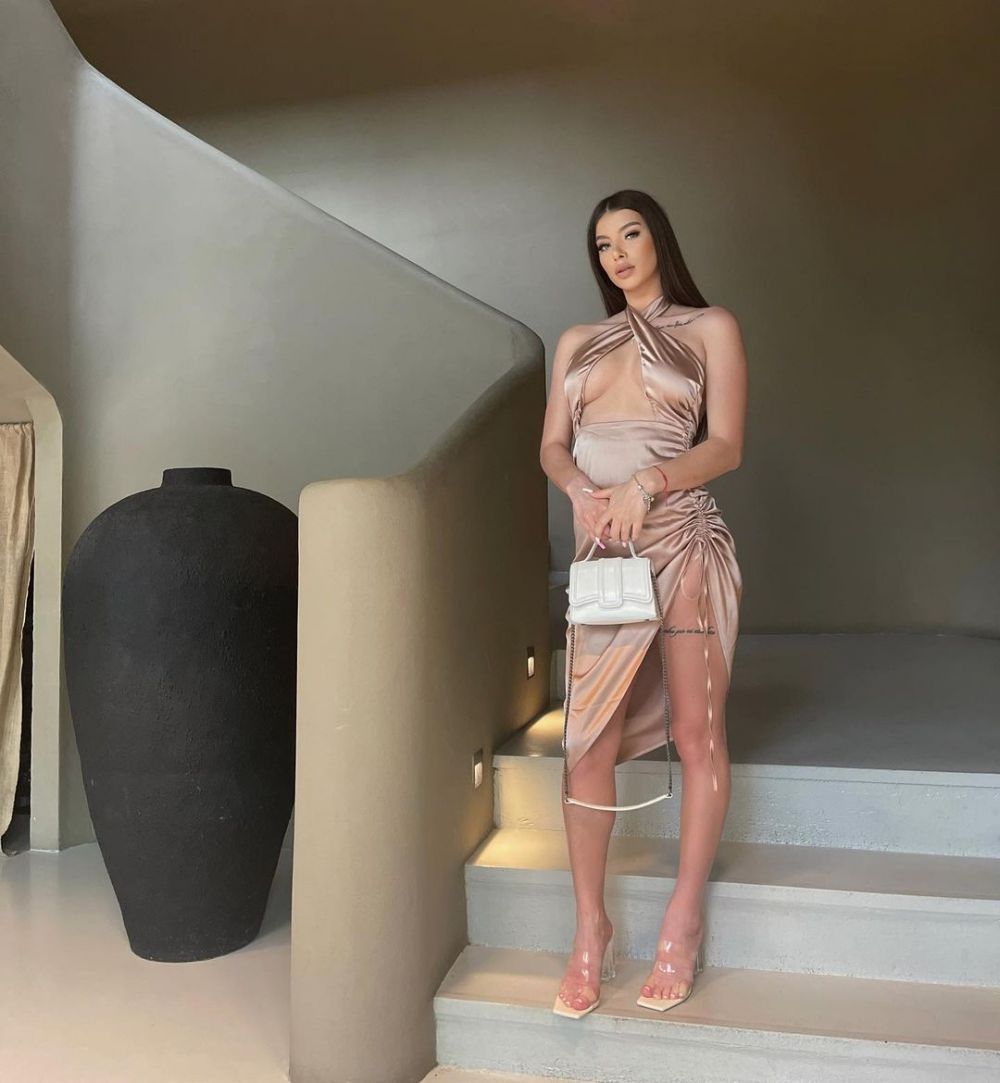 Andrei Ivan a plecat în vacanță după ce a fost ignorat de Iordănescu la națională. S-a 'refugiat' în brațele superbei iubite_15