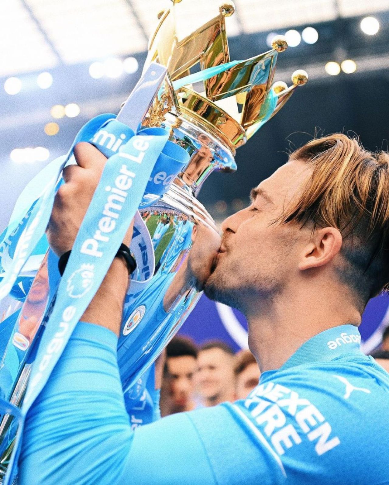 Când iubita nu-i acasă! Dezmăț total în vacanță pentru starurile din Premier League: 116 sticle de șampanie și petreceri la piscină _1