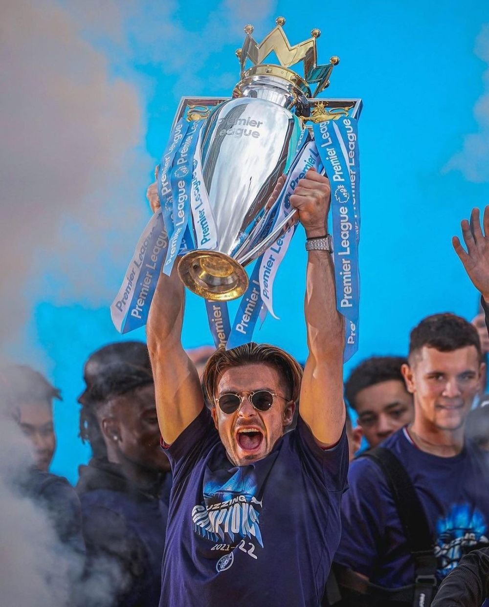 Când iubita nu-i acasă! Dezmăț total în vacanță pentru starurile din Premier League: 116 sticle de șampanie și petreceri la piscină _11
