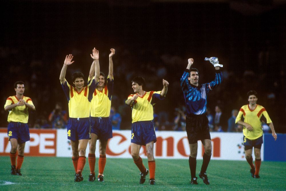 Maradona, ieșire nervoasă după un meci cu România: „Mi l-a luat și mi l-a aruncat în iarbă”_5