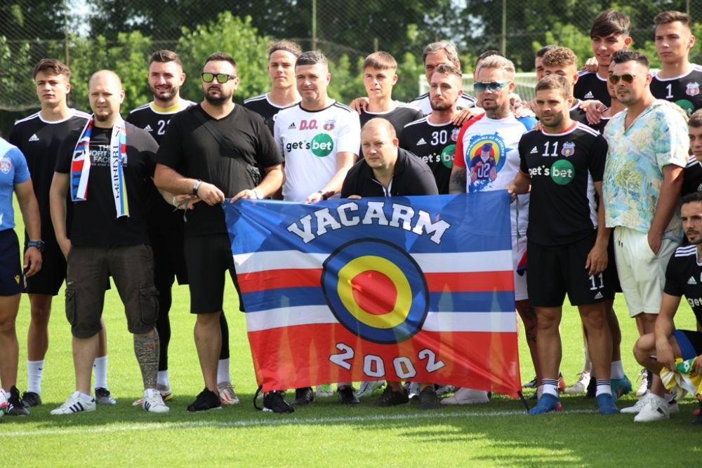 Steaua s-a reunit și Oprița a adus doi fotbaliști din Liga 1. 