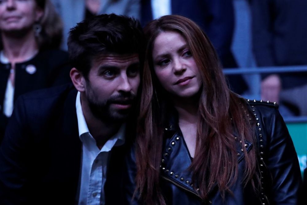 Pentru ea a lăsat-o pe Shakira? Pique, surprins alături de o blondă în Suedia _17