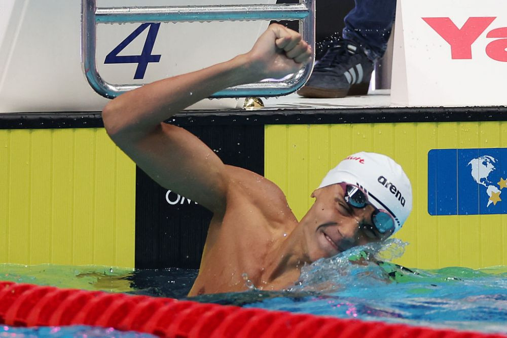 David Popovici, cursă fenomenală! A cucerit aurul la 200 m liber, la primul Mondial de seniori din carieră. Reacția sportivului în vârstă de 17 ani _14