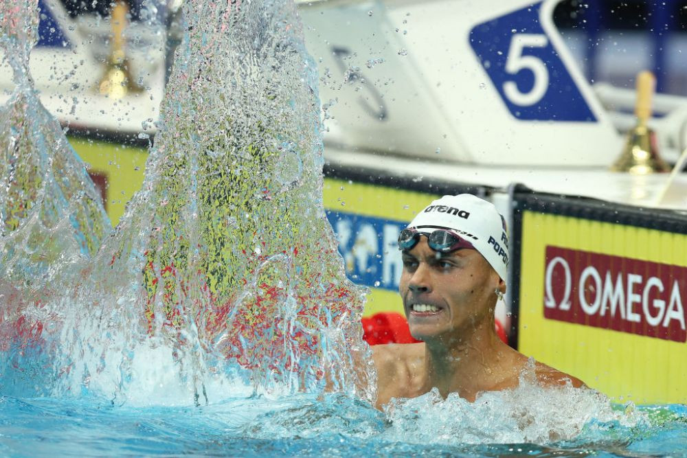 David Popovici, cursă fenomenală! A cucerit aurul la 200 m liber, la primul Mondial de seniori din carieră. Reacția sportivului în vârstă de 17 ani _19