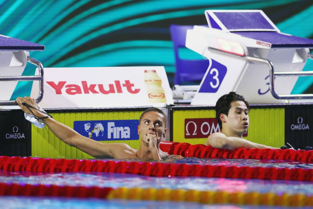 David Popovici, cursă fenomenală! A cucerit aurul la 200 m liber, la primul Mondial de seniori din carieră. Reacția sportivului în vârstă de 17 ani _23