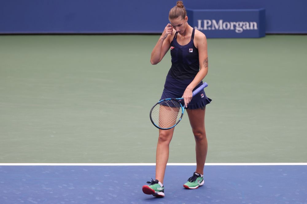 „Federer, ține-mi berea!” Karolina Pliskova a comis 4 duble greșeli consecutive și a pierdut un game fără să pună mingea în teren_10