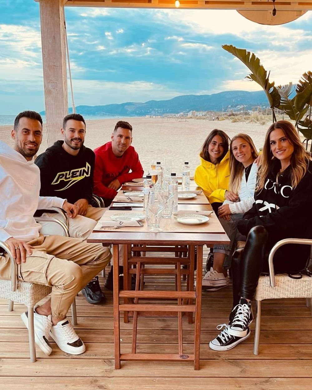 Leo Messi, vacanță de 'șeic' într-o vilă ce costă 300.000 de euro pe săptămână! Cum arată locația _4