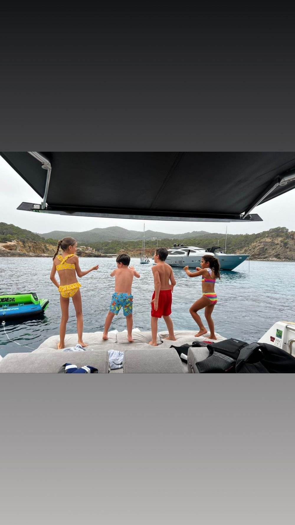 Leo Messi, vacanță de 'șeic' într-o vilă ce costă 300.000 de euro pe săptămână! Cum arată locația _16