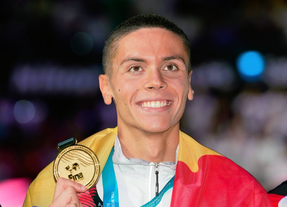 De ce a ales David Popovici să rămână în România? 