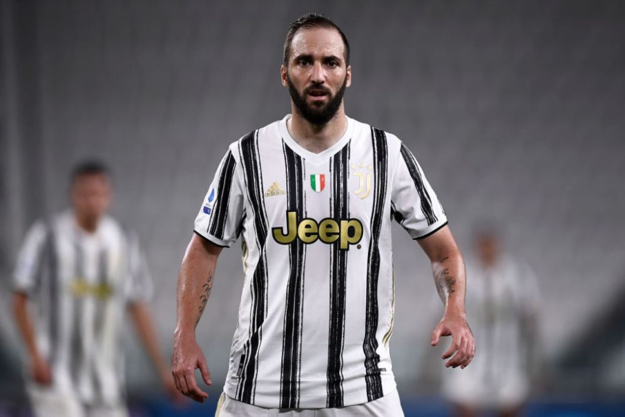 Higuain, poveștiri fabuloase din perioada Juventus: „Îmi sugeam burta la fotografii!” „Săgeți” către fanii lui Napoli _3