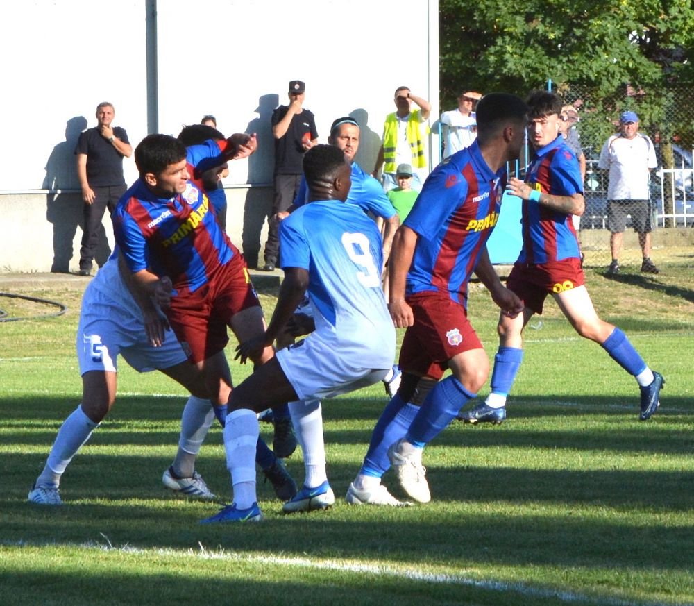 Echipa de județ cu 7 fotbaliști din Republica Centrafricană, Guineea-Bissau, Camerun și Senegal a promovat în Liga 3!_4