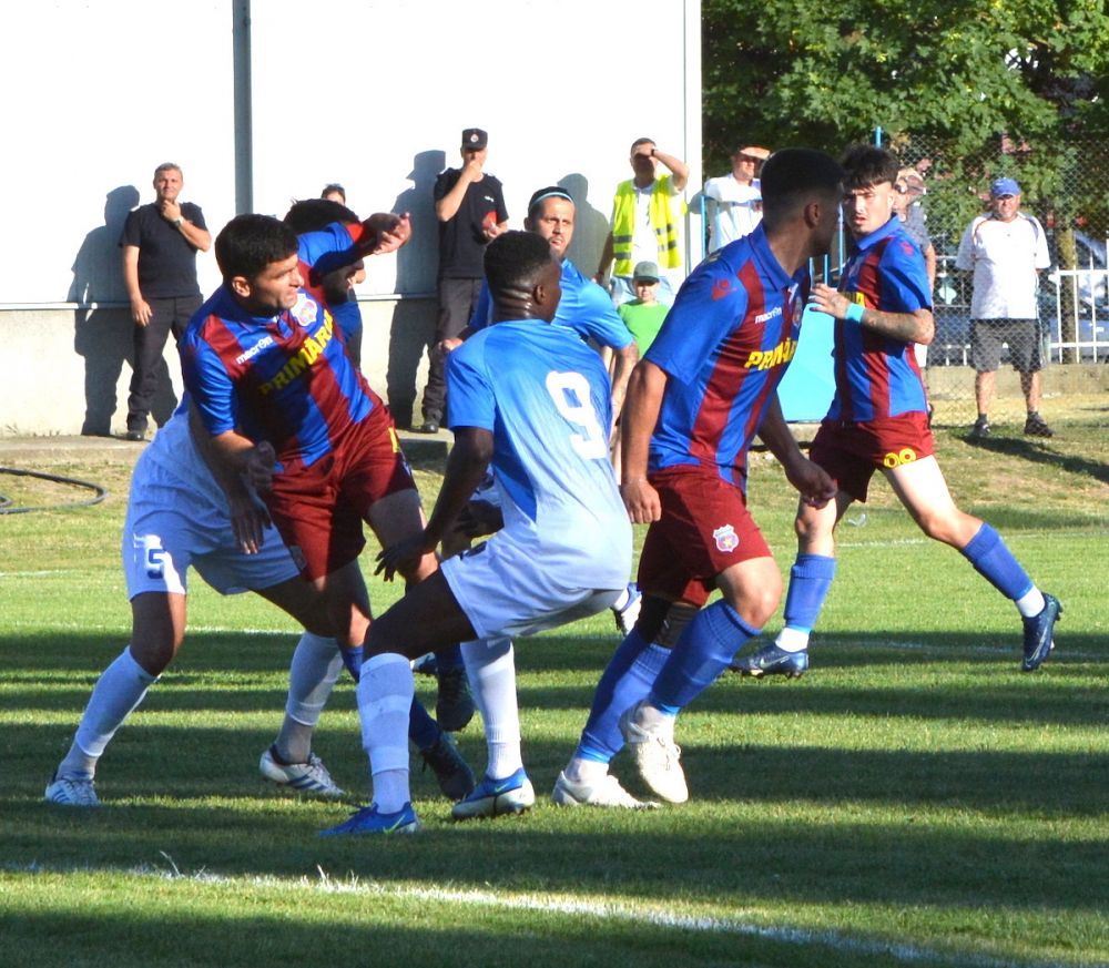 Echipa de județ cu 7 fotbaliști din Republica Centrafricană, Guineea-Bissau, Camerun și Senegal a promovat în Liga 3!_4
