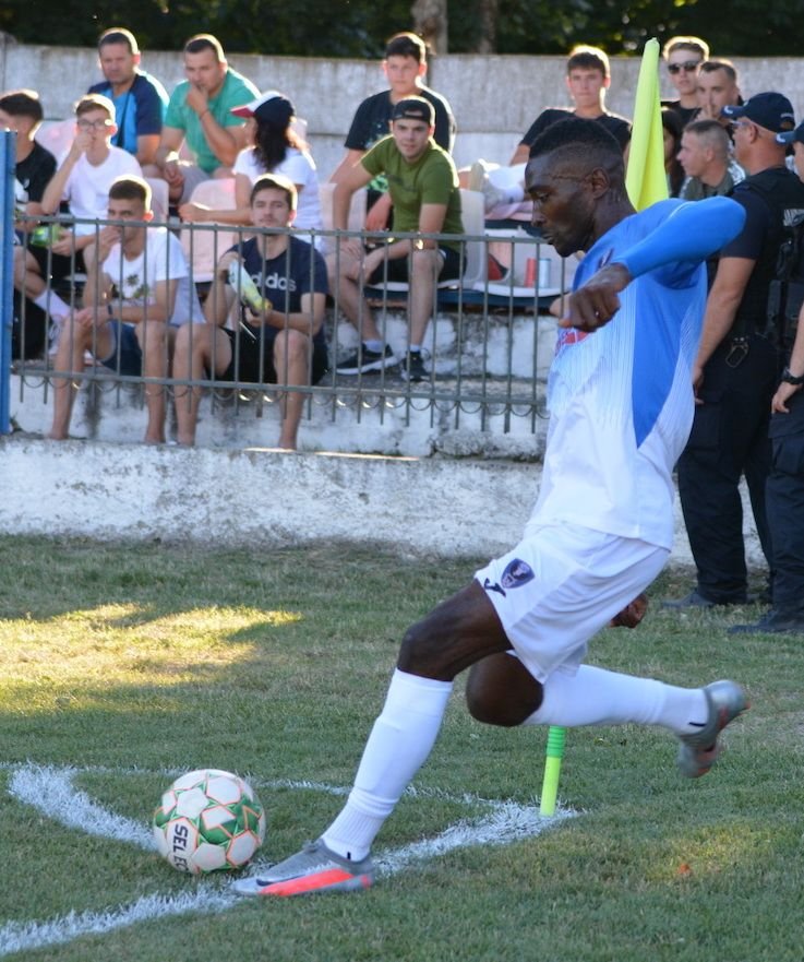 Echipa de județ cu 7 fotbaliști din Republica Centrafricană, Guineea-Bissau, Camerun și Senegal a promovat în Liga 3!_9