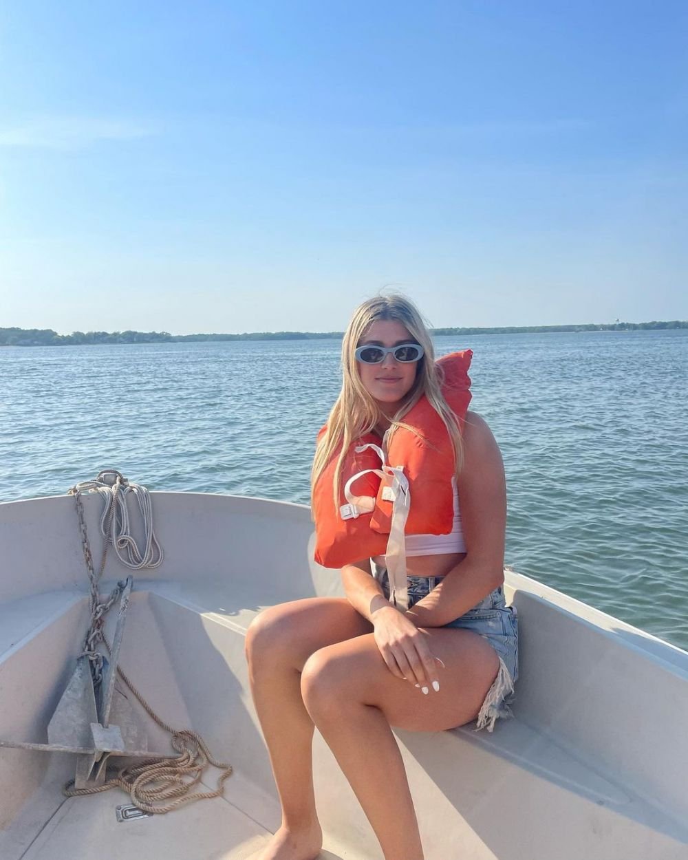 Apariție ultra sexy a lui Bouchard la Grand Prix-ul din Canada! S-a dus în sutien la cursă, iar fanii au reacționat imediat _28