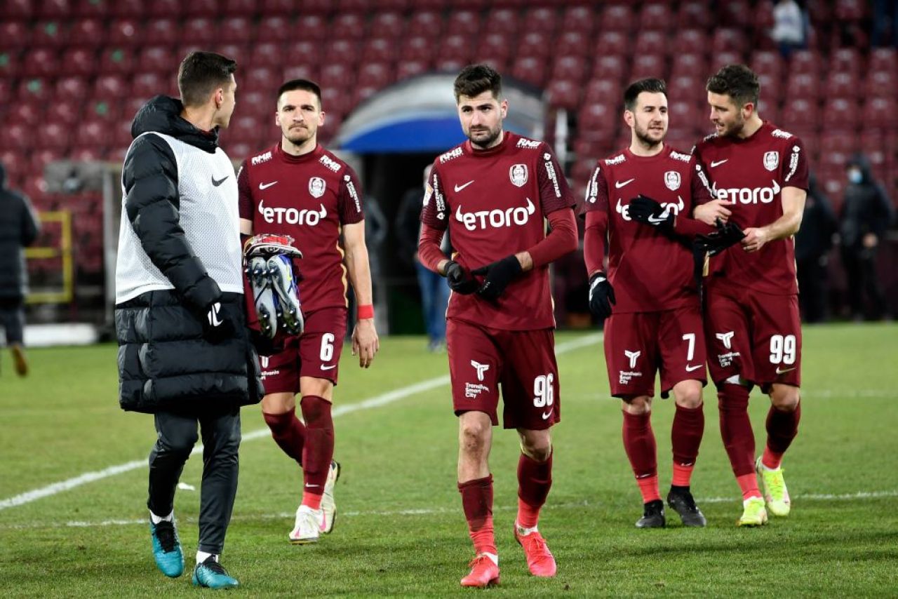 Adus ca un star în Gruia, atacantul ar putea pleca de la CFR după nici măcar un an petrecut la echipa lui Petrescu_3