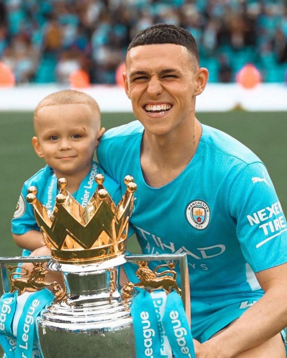 „Crezi că sunt o idioată?!” Starul lui Manchester City, scandal pe plajă cu iubita, care a zbierat la el sub privirile tuturor_3