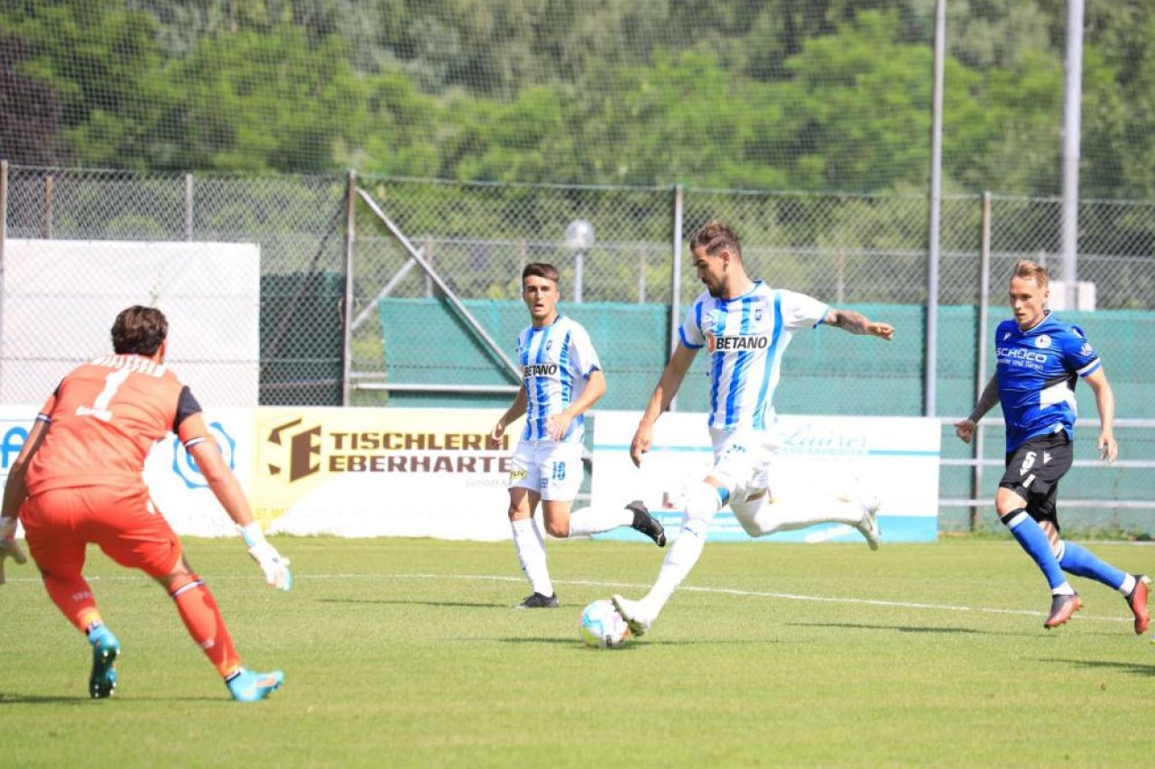 Universitatea Craiova s-a distrat cu o echipă care a retrogradat din Bundesliga, în primul meci cu Laszlo Balint pe bancă_8