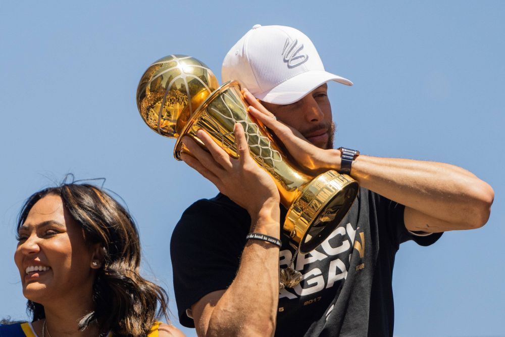 „Cine ești, de ce joci baschet?” Steph Curry, poveste inedită înainte să ajungă unul dintre cei mai buni aruncători de 3 puncte_4