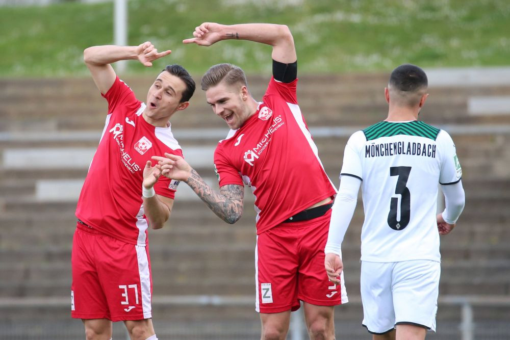 Un fotbalist rom&acirc;n de națională s-a transferat la Schalke 04! &rdquo;Am dat cu ei 2 goluri și 4 pase de gol și m-au luat&rdquo;