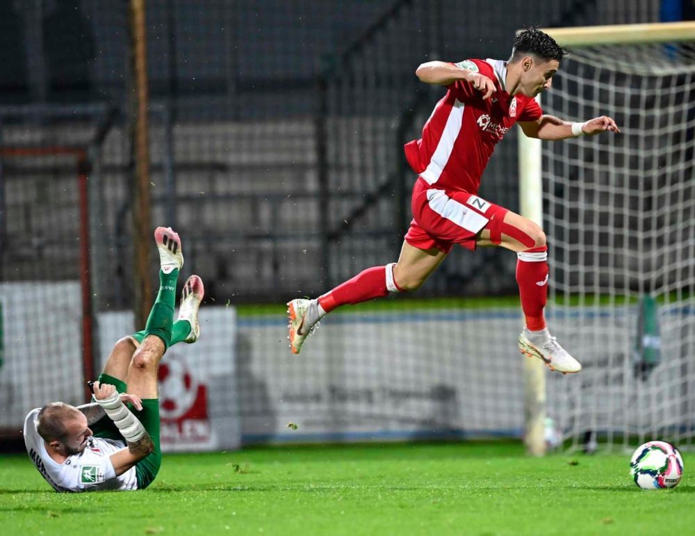 Un fotbalist român de națională s-a transferat la Schalke 04! ”Am dat cu ei 2 goluri și 4 pase de gol și m-au luat”_8