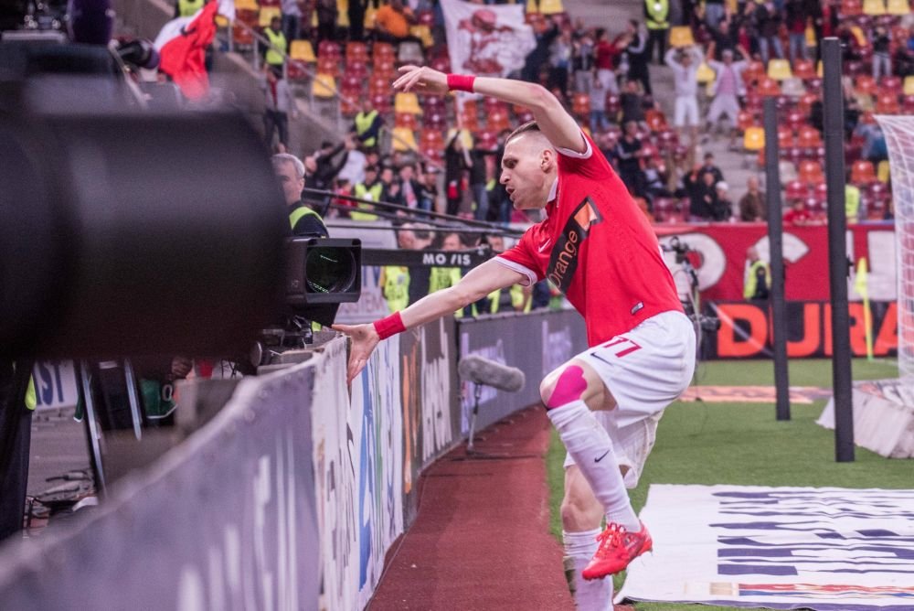 Primul transfer la Dinamo după retrogradare: 