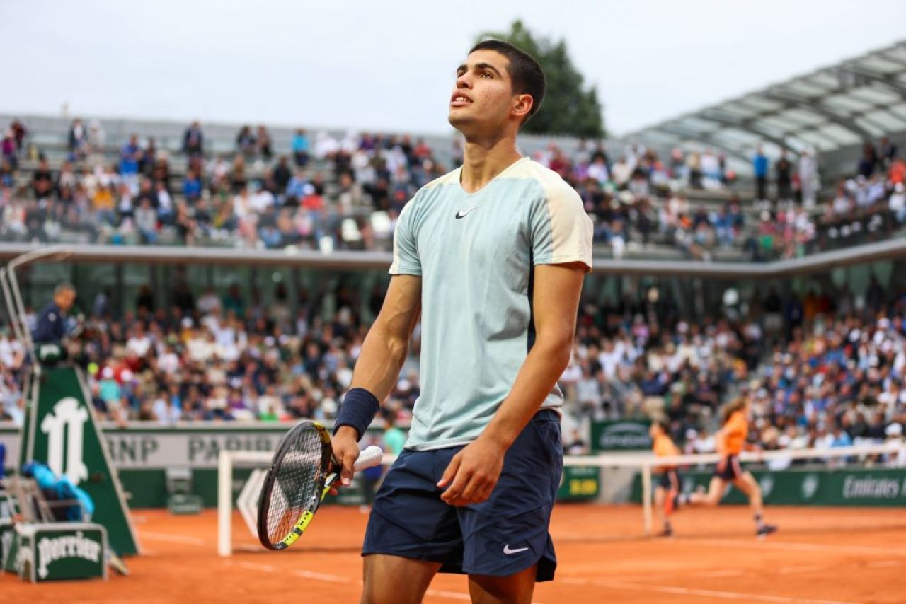 Puștiul Alcaraz a pus tribunele pe foc la Wimbledon: cele mai tari lovituri executate în prima zi a turneului_16