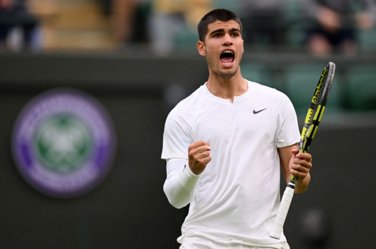 Puștiul Alcaraz a pus tribunele pe foc la Wimbledon: cele mai tari lovituri executate în prima zi a turneului_19