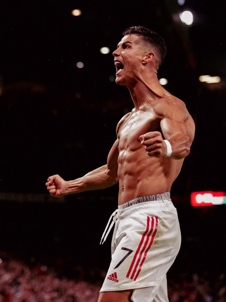 S-a iubit cu Cristiano Ronaldo și acum a spus tot! Cum a fost relația cu superstarul portughez _73