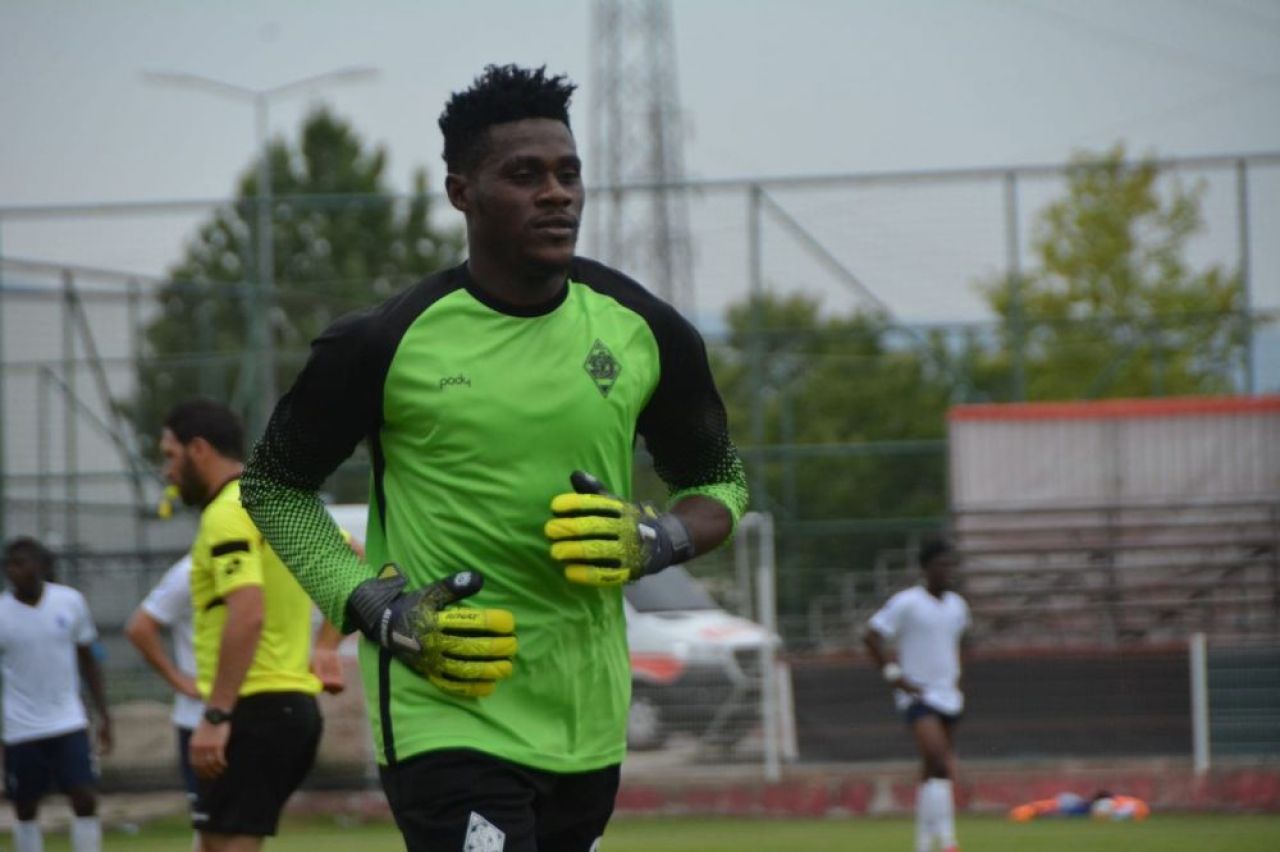 Echipa de fotbal din Tiraspol și-a schimbat numele în Pelican și a transferat 14 africani într-o singură zi!_13