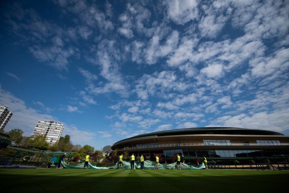 „Game, sex și meci?” Localnicii din Wimbledon s-au săturat de turiștii-problemă care nu se bucură doar de tenis_17
