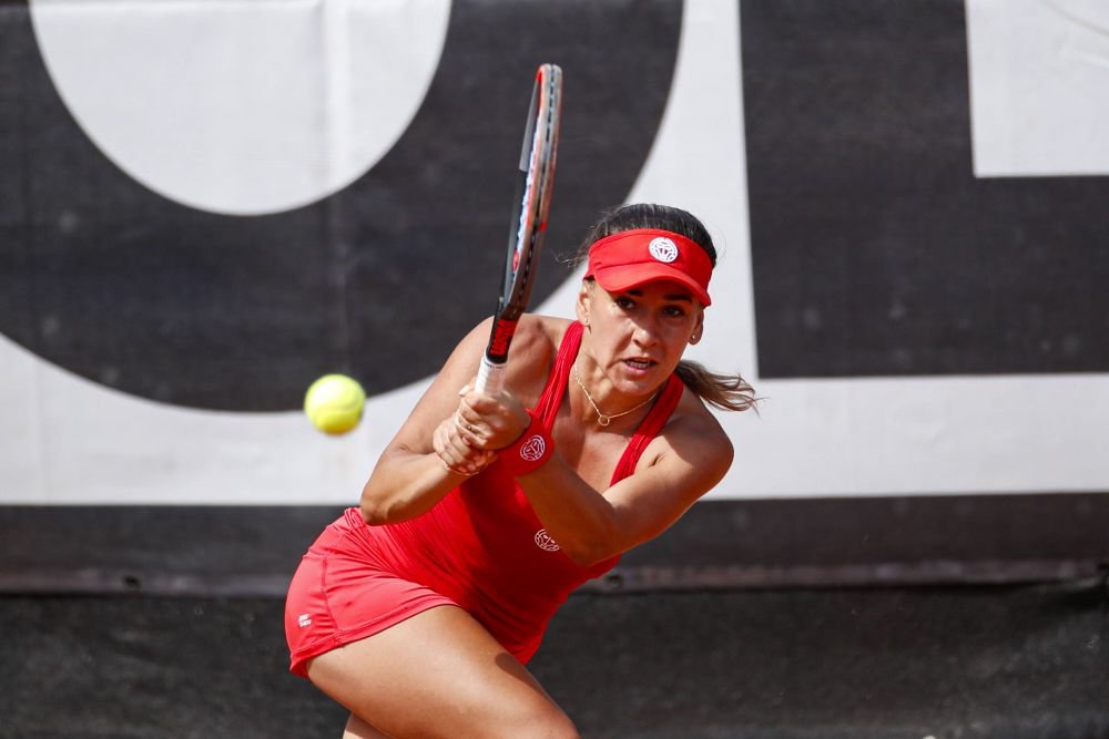 Niciodată nu e prea târziu în tenis! Irina Bara a debutat cu succes la Wimbledon, la 27 de ani. Se va duela cu Badosa în turul 2_13