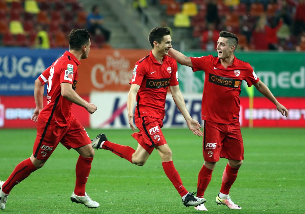 Marea lovitură pe care Gigi Becali o &icirc;ncearcă pentru a-l &icirc;nlocui pe Valentin Gheorghe la FCSB