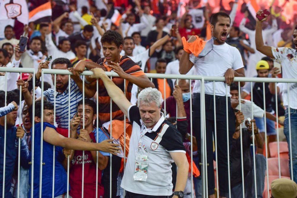 Show a la Șumudică în ultimul meci pentru Al-Shabab! Și-a pupat președintele în semn de rămas-bun _4