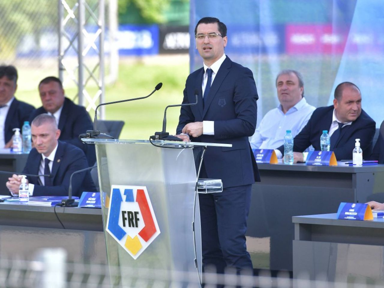 Edi Iordănescu, la mâna lui Răzvan Burleanu. „Se va lua o decizie în privința continuării contractului”_3