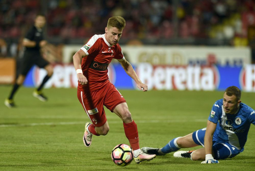 Două transferuri de Liga 1 la Dinamo! Jucătorii se antrenează deja la Săftica