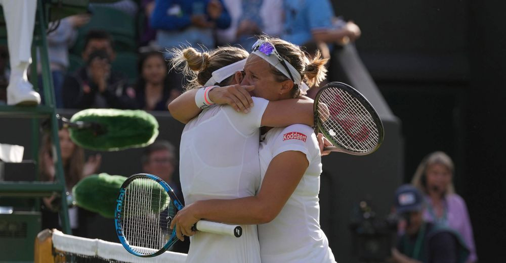 Simona Halep și Kirsten Flipkens, imaginea zilei la Wimbledon: &bdquo;E un vis să mă retrag după un meci cu o campioană ca Simona&rdquo;