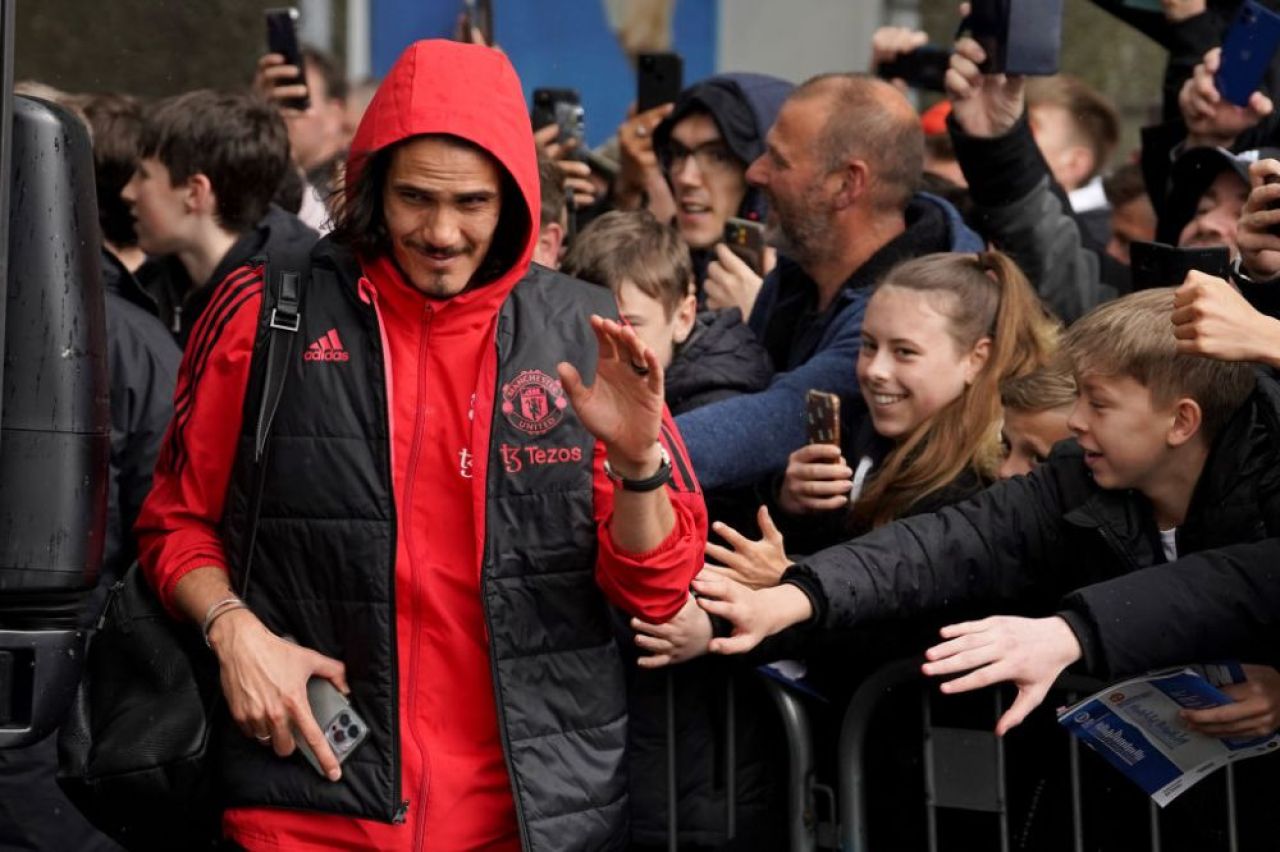 La vârsta la care unii se retrag, Cavani începe o nouă provocare! E dorit de un club de tradiție din Spania _2