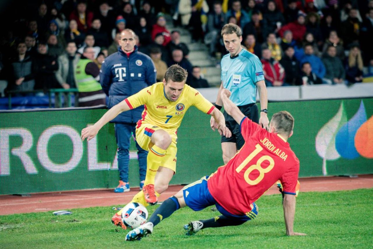 Momentul în care Adi Popa a vrut să facă schimb de tricouri cu un campion mondial, dar Keșeru a fost mai rapid_20