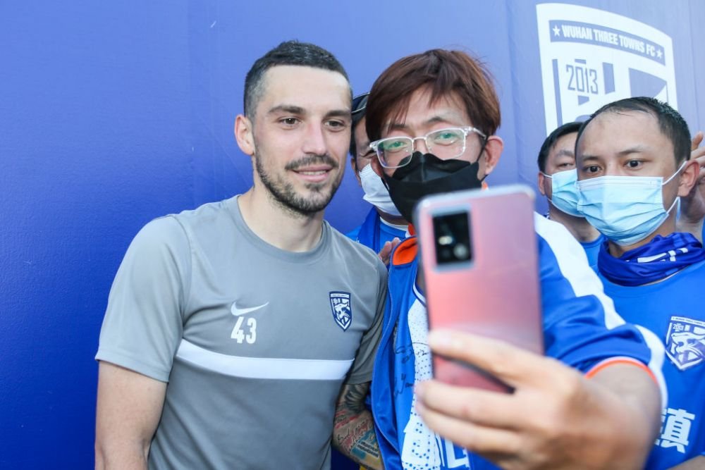 Cifrele impresionante ale lui Nicușor Stanciu după opt partide jucate &icirc;n China. Are cele mai bune note din echipă