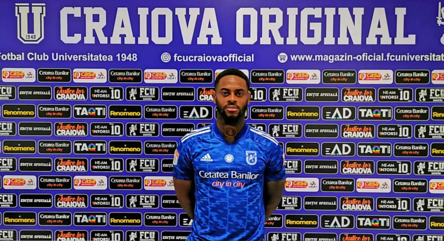 Jucătorul care nu s-a mai prezentat la reuniunea echipei FCU Craiova: Postează poze de prin cluburi
