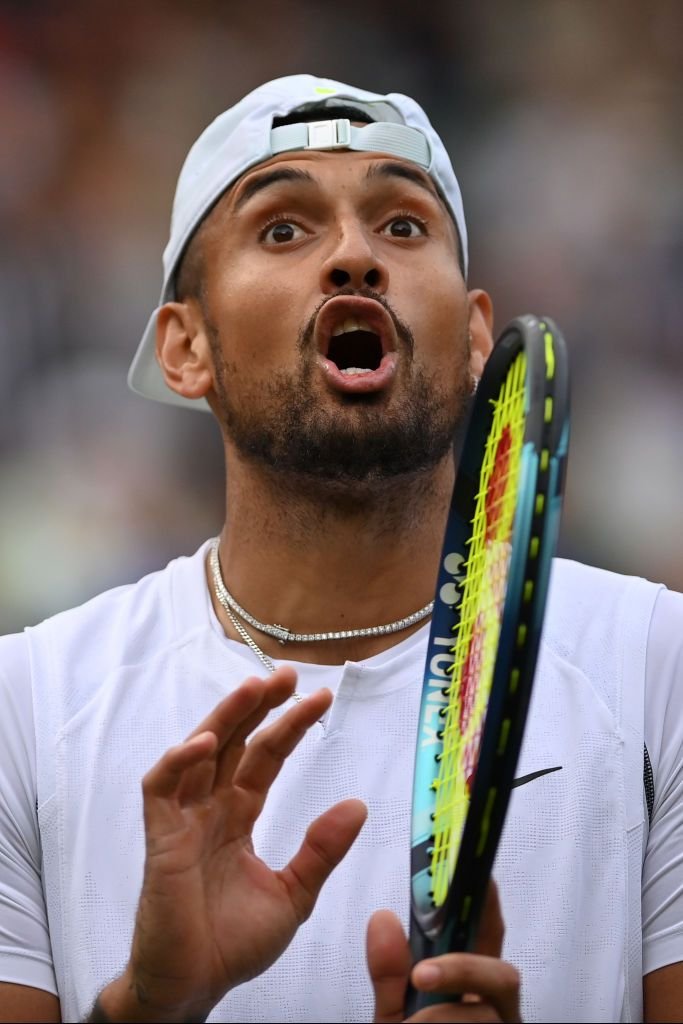 Kyrgios și Tsitsipas, buni de plată după meciul nebun de la Wimbledon! Cu cât au fost amendați cei doi_3