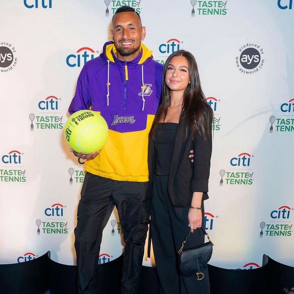 Ea este bomba sexy care îl 'liniștește' pe rebelul Nick Kyrgios! Cu cine se iubește controversatul tenismen _19