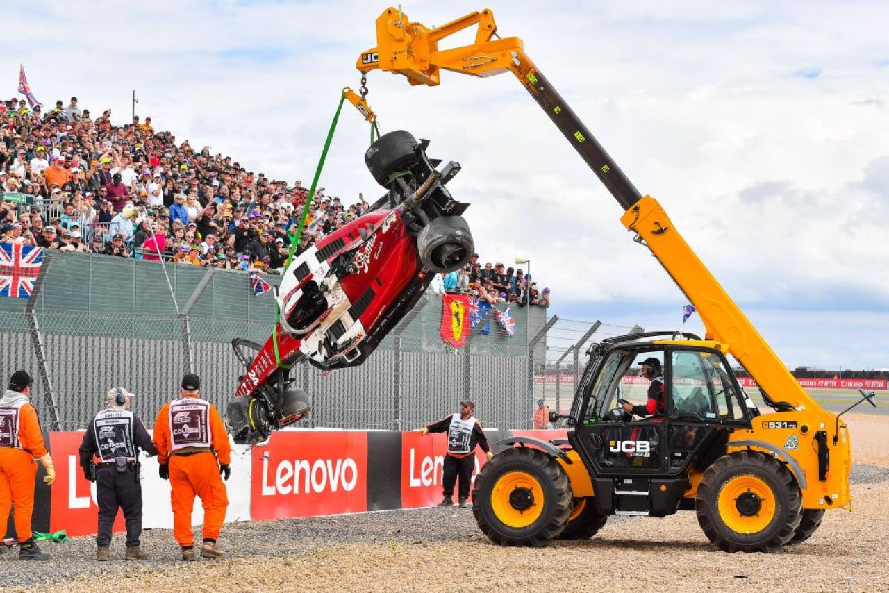 Pilotul de F1, aproape de un accident teribil, a revenit spectaculos. Mesajul de pe Social Media postat de Zhou Guanyu_1