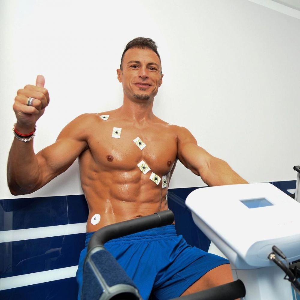 De asta joacă de 14 ani la Lazio! Ștefan Radu a impresionat la vizita medicală: „E culturist!” _2
