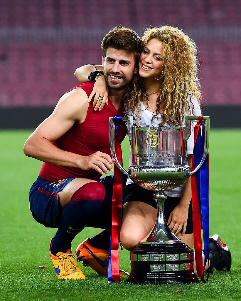 L-a și uitat pe Pique? Cu cine a fost surprinsă Shakira în vacanță _22