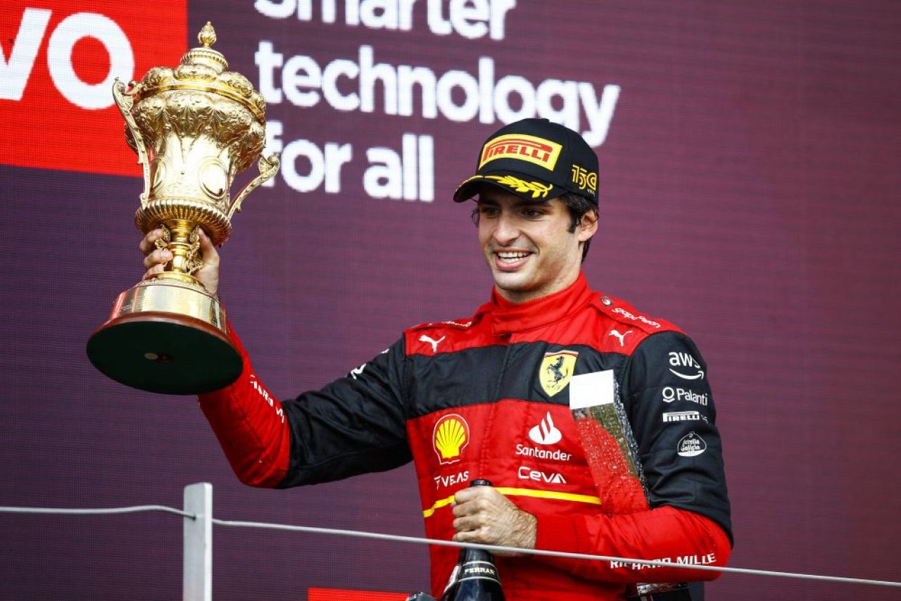 Încăpățânare la cotă maximă! Sainz s-a făcut că nu-i ascultă și a cucerit titlul la Silverstone_5