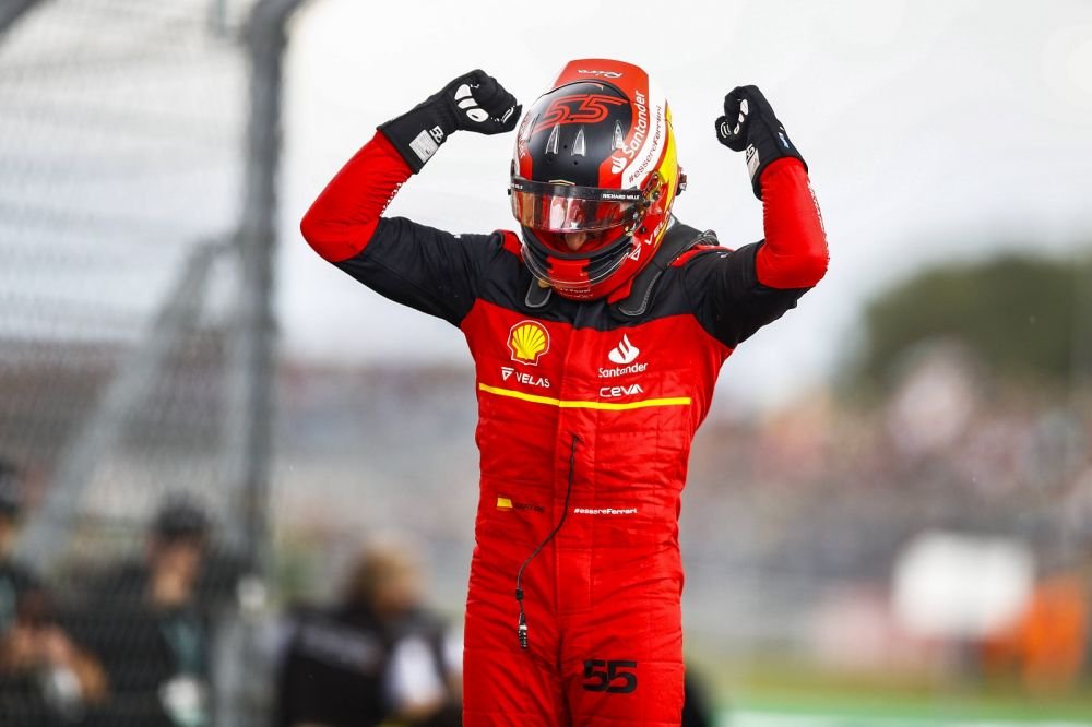 Încăpățânare la cotă maximă! Sainz s-a făcut că nu-i ascultă și a cucerit titlul la Silverstone_8