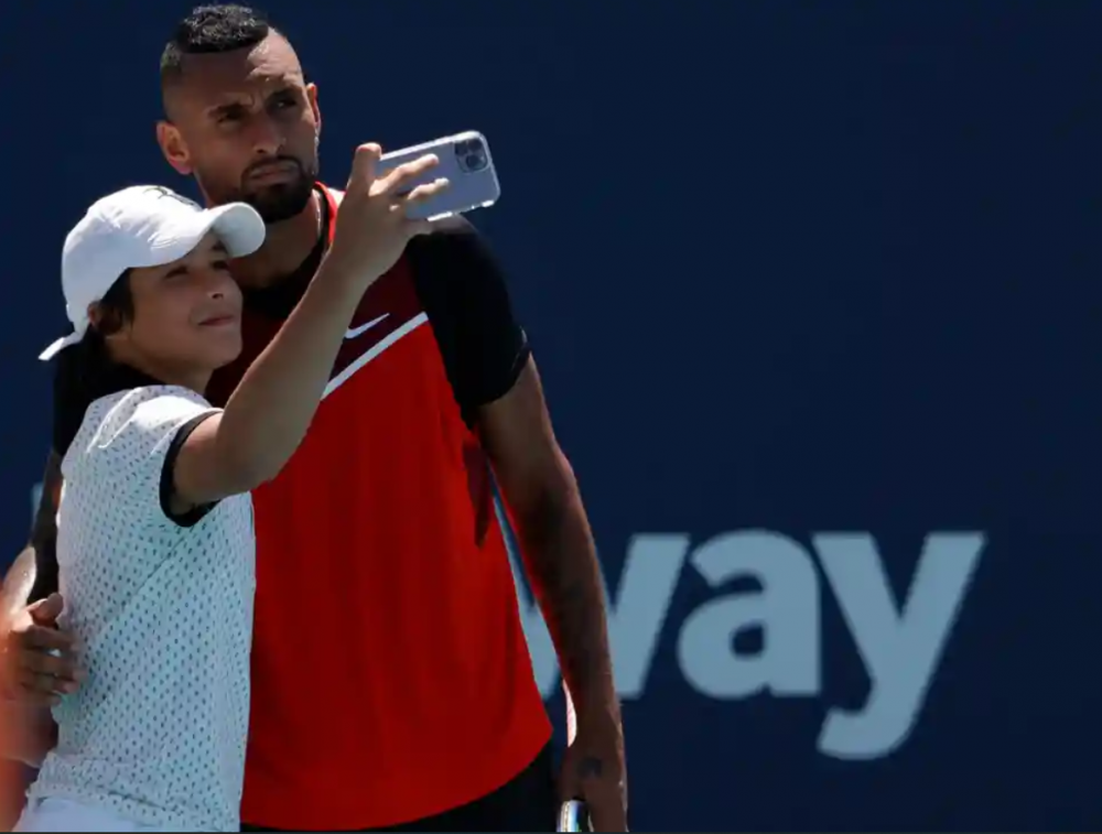 „Nu ți se aplică și ție regulile?” „Eu fac ce vreau!” Dialog ireal între Nick Kyrgios și un jurnalist, la Wimbledon_4