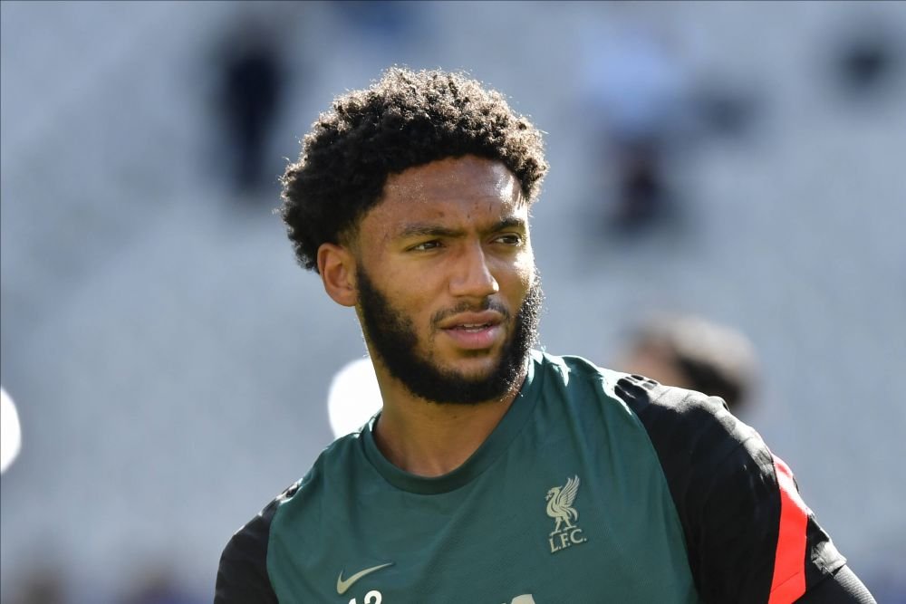 Liverpool nu vrea să-și piardă fundașul! Efortul pe care-l depun 