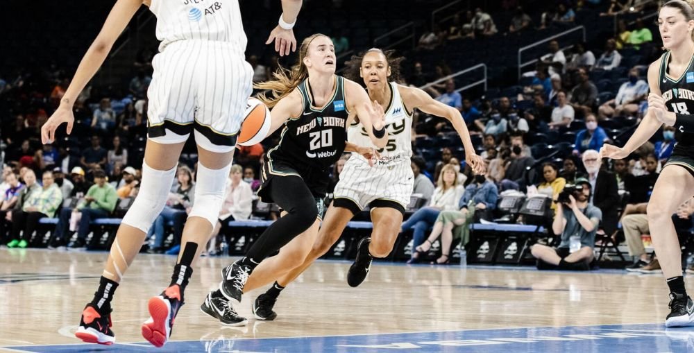 Vrăjitoarea Sabrina: record fabulos în WNBA al româncei Sabrina Ionescu!_13